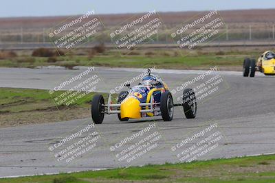 media/Jan-15-2023-CalClub SCCA (Sun) [[40bbac7715]]/Group 5/Qualifying (Sweeper)/